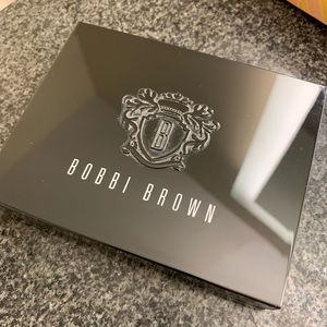 Bobbi Brown Deluxe cheek and eye palette